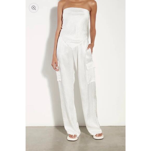 ENZA COSTA Pants Womens Small Cloud White Textured Satin Cargo Pull on Wide Leg